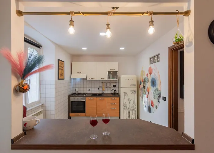 Maison Juliet - Silenziosa Bohémien Appartamento Trieste